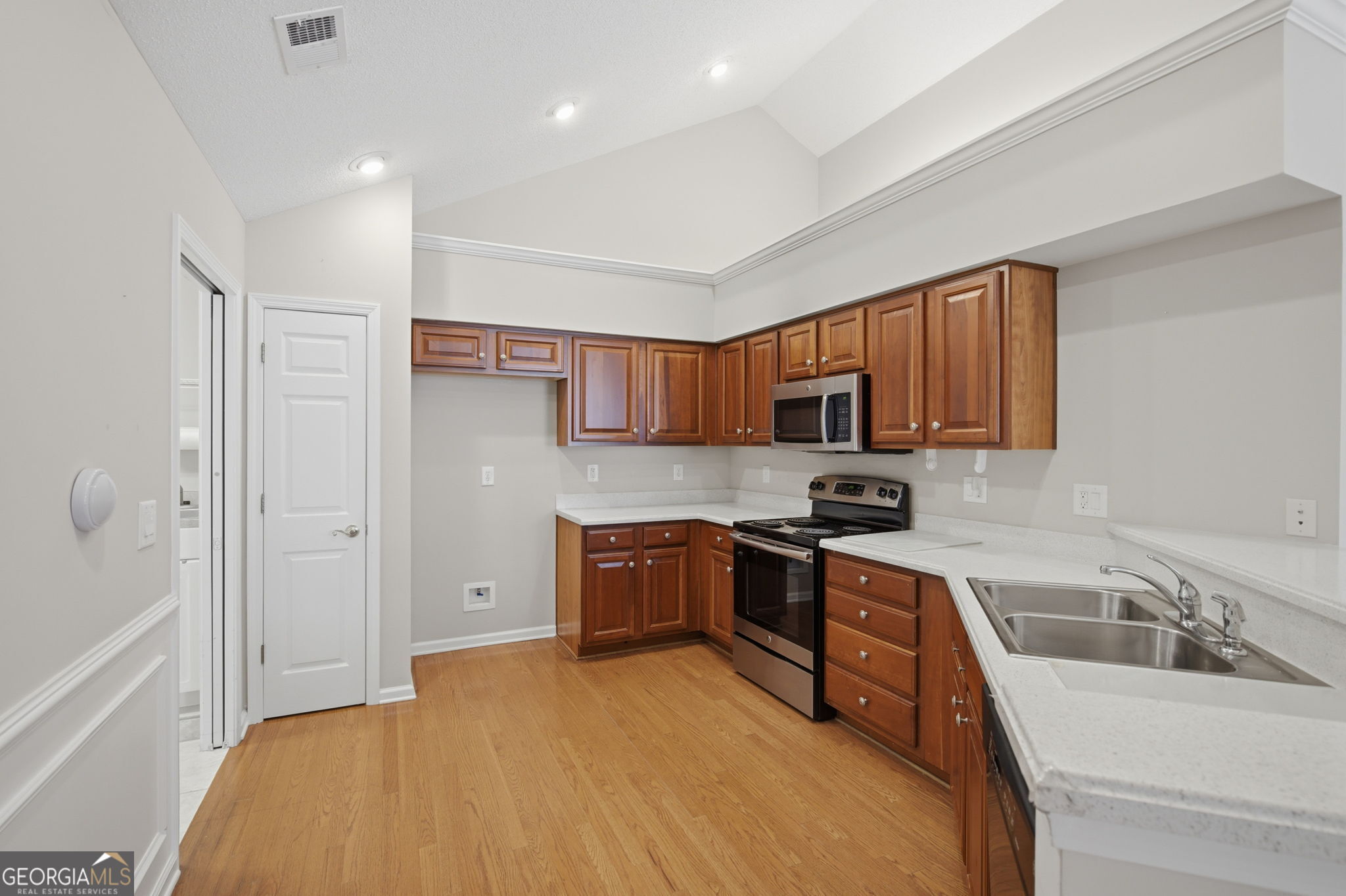 2994 Oakside Circle