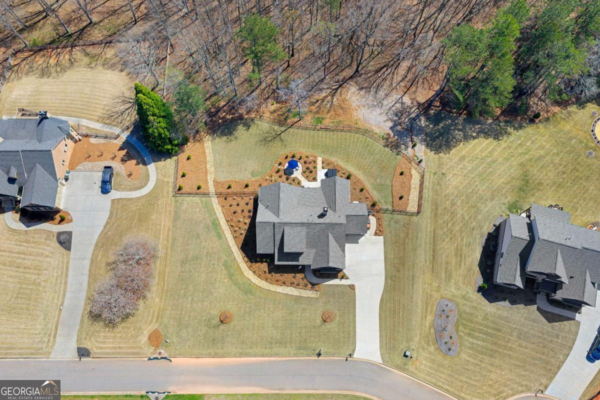 2128 Stonegate Way