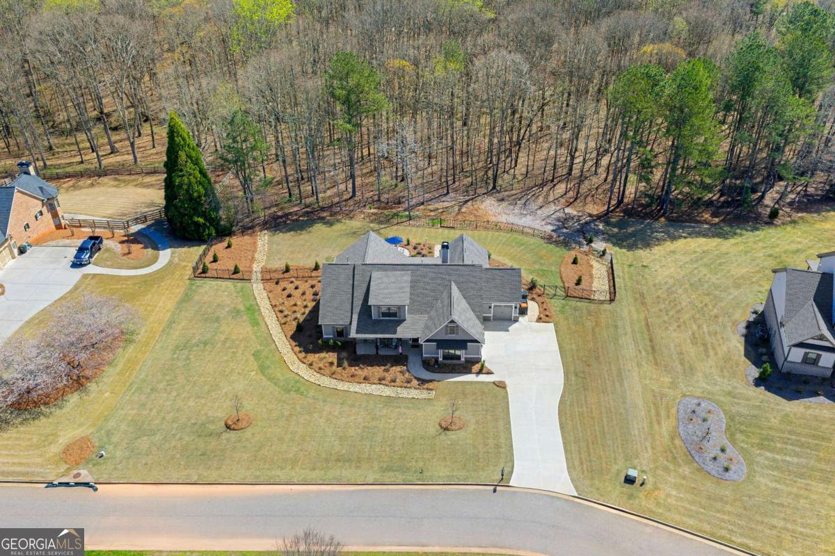 2128 Stonegate Way