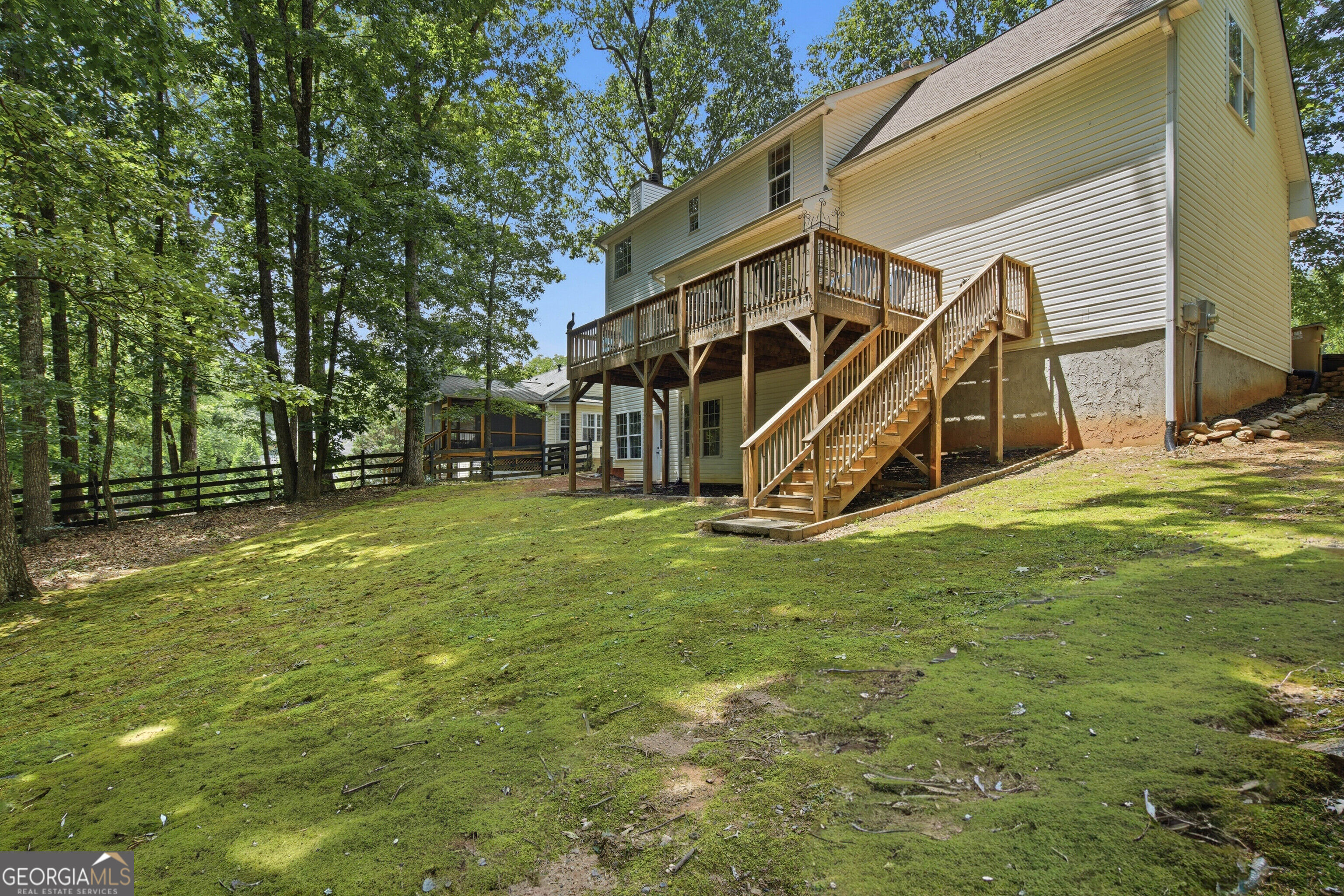 4050 Shelby Lane
