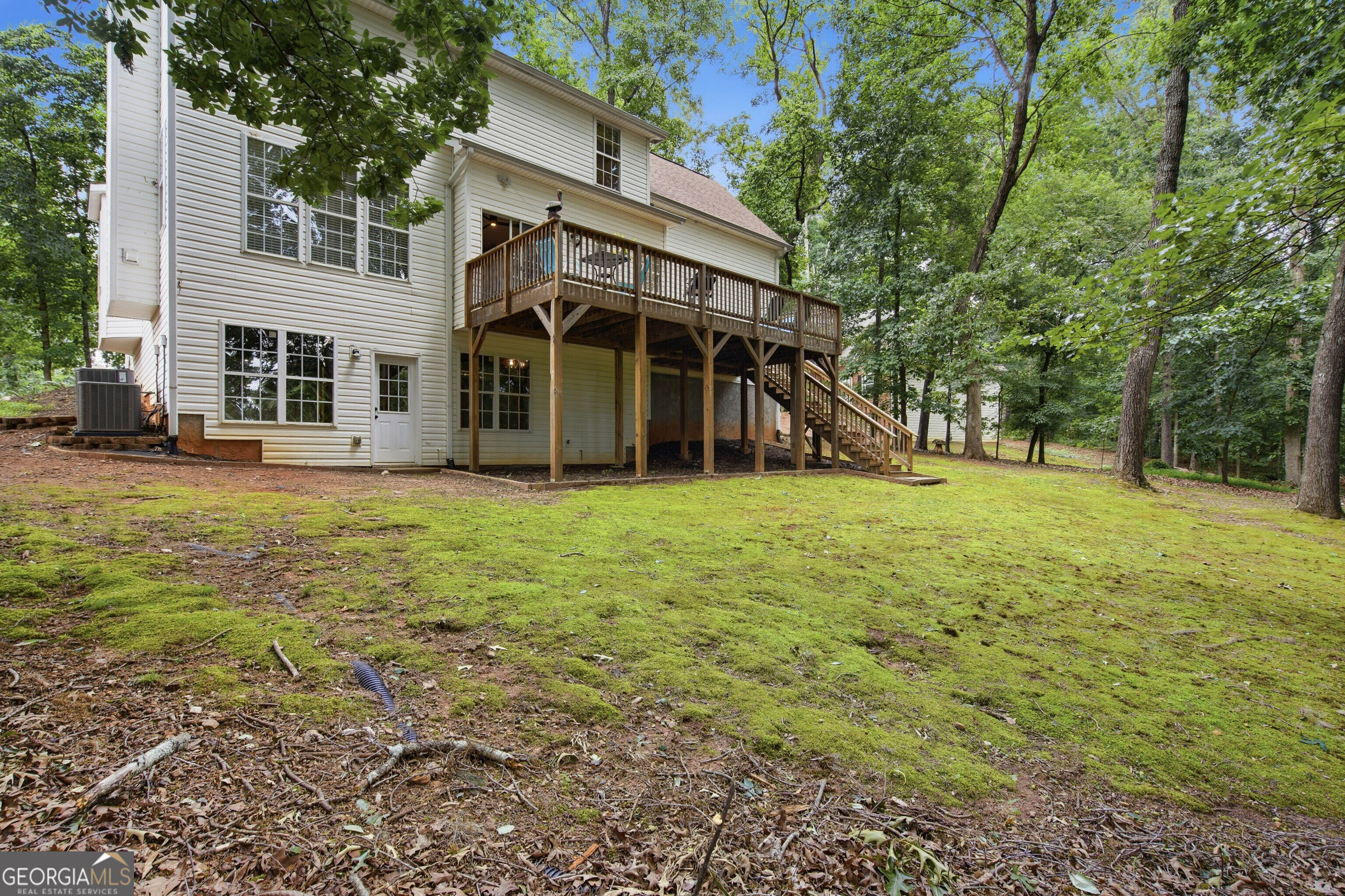 4050 Shelby Lane
