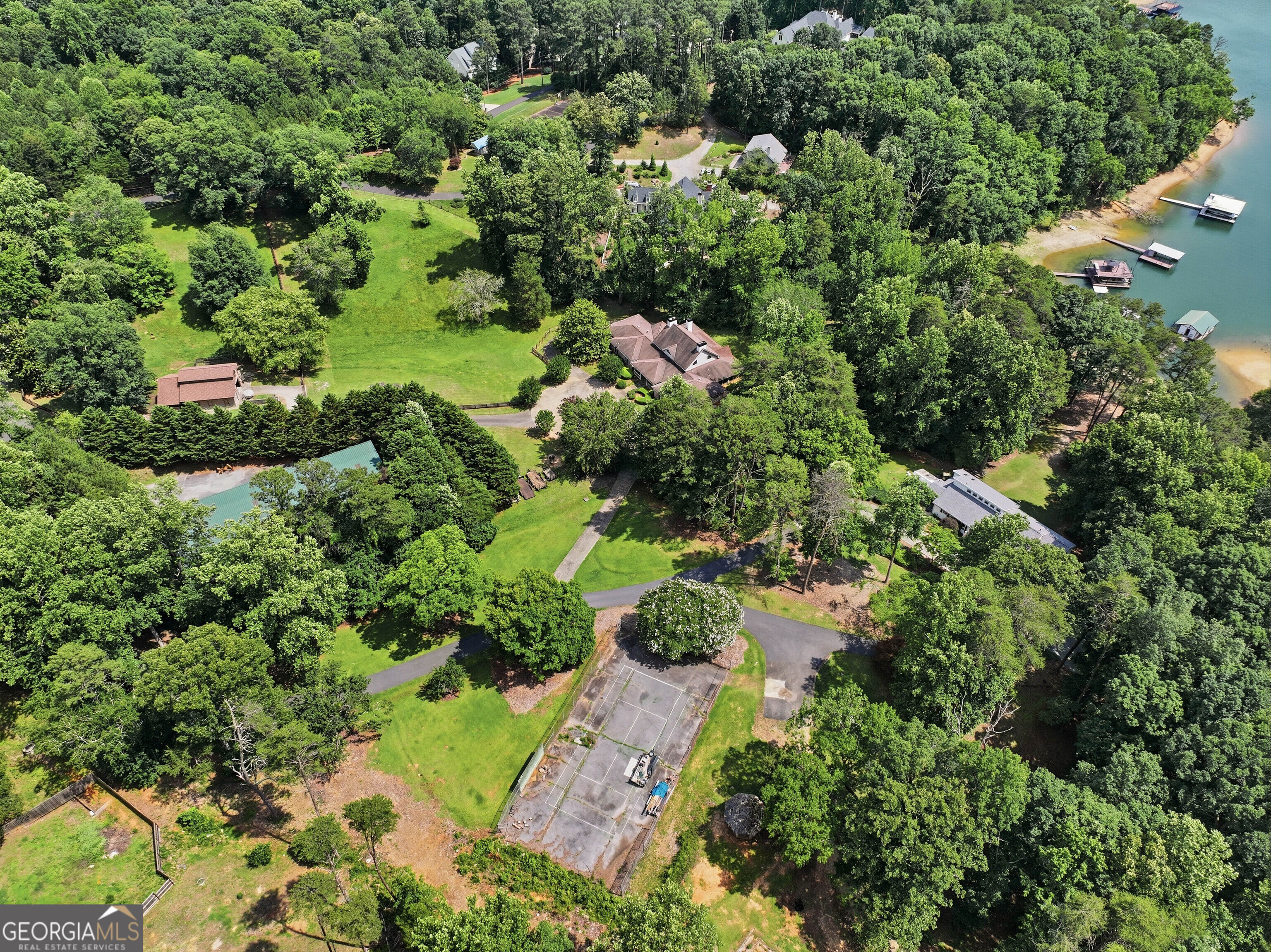 4050 Shelby Lane
