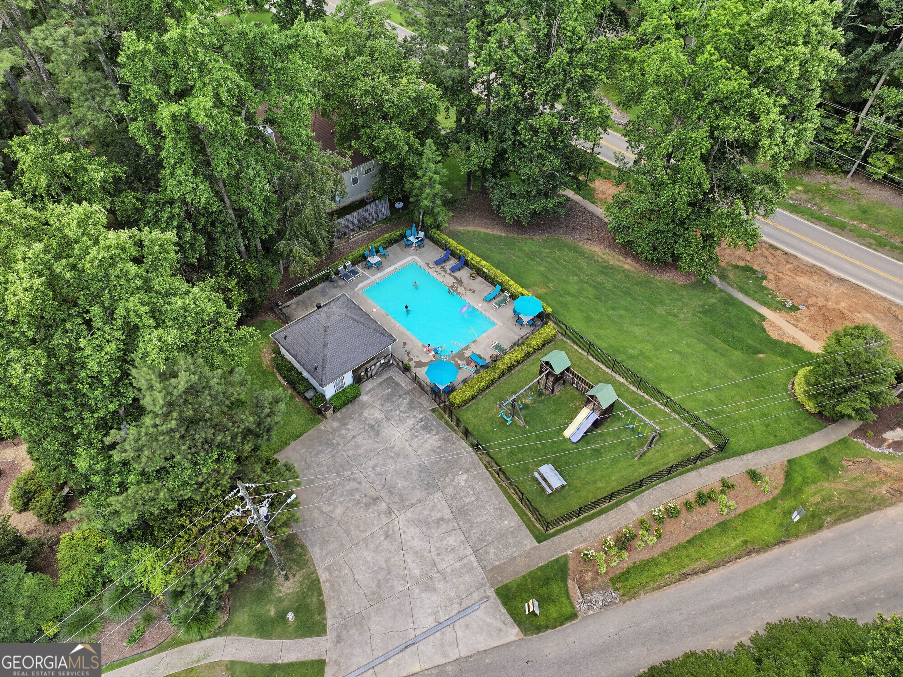 4050 Shelby Lane