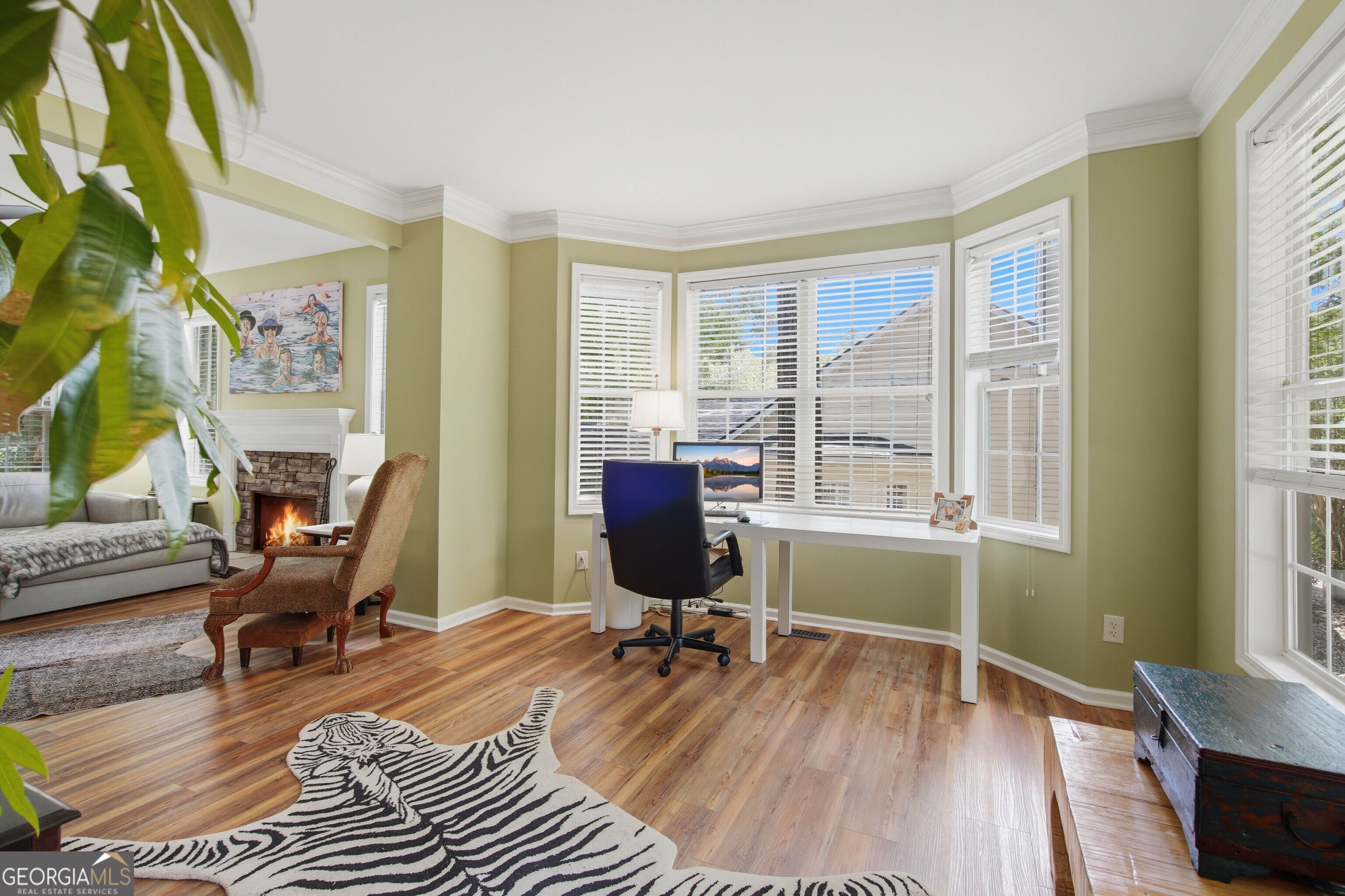 4050 Shelby Lane