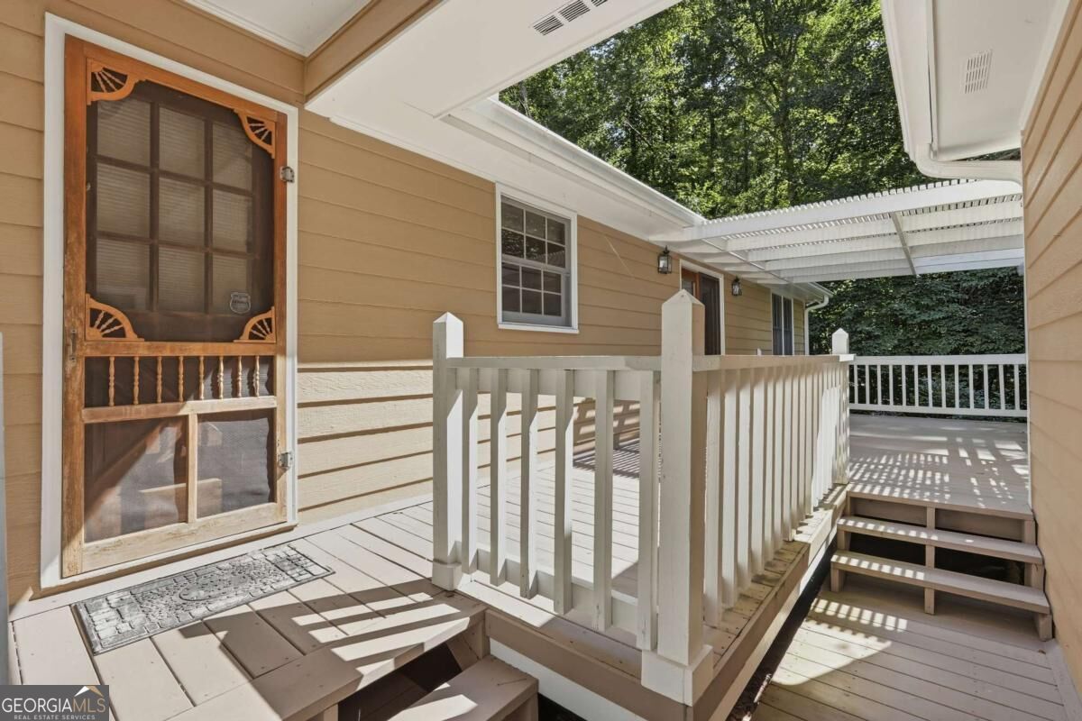 724 Clarke Trail