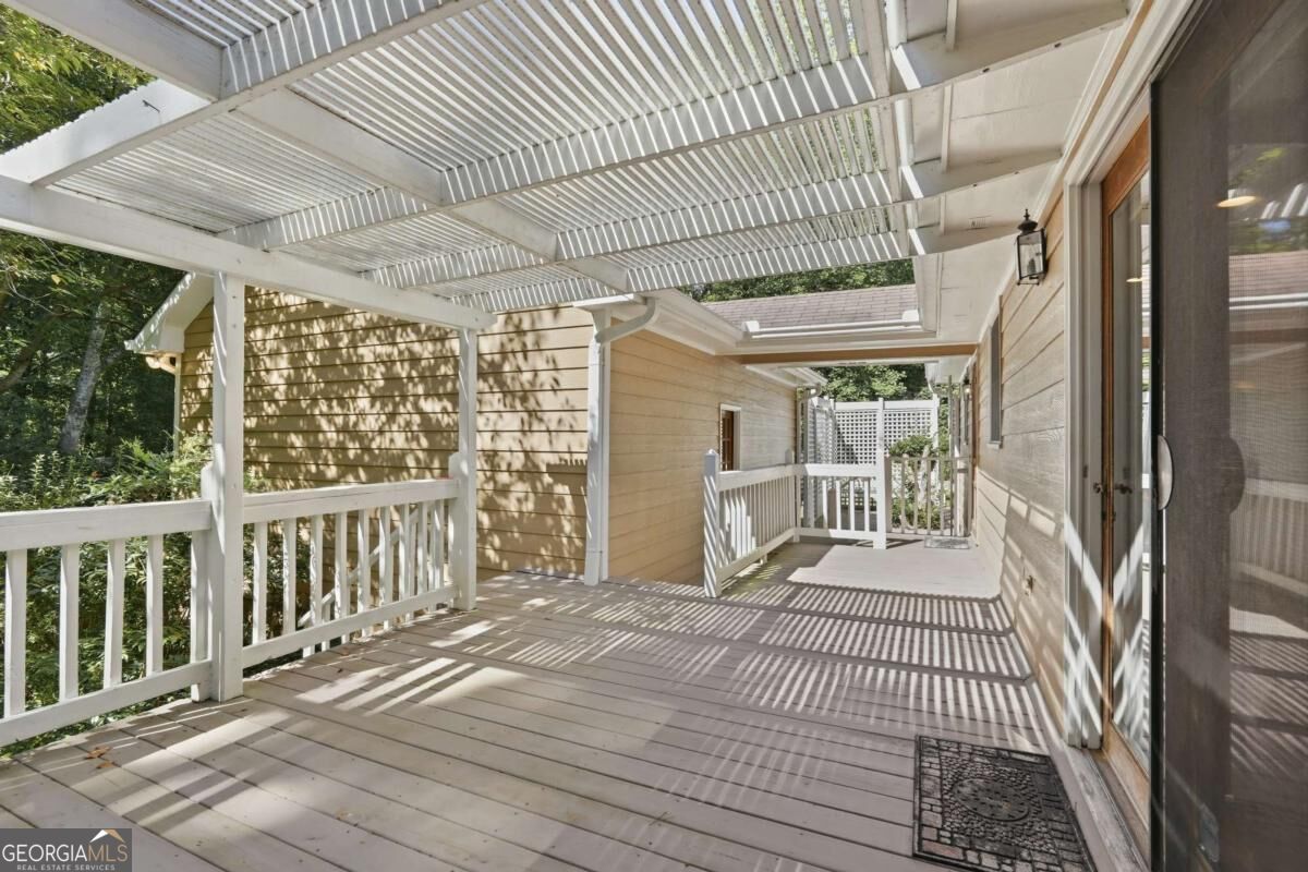 724 Clarke Trail