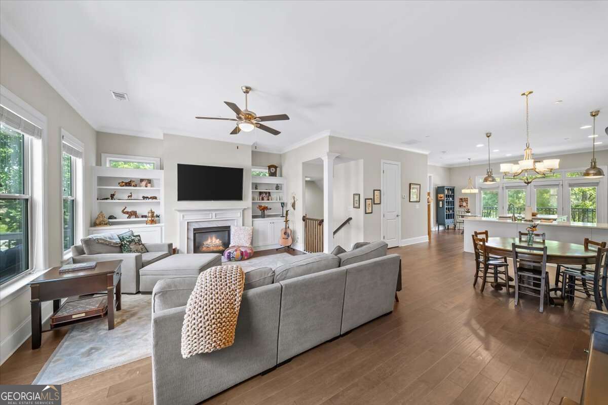 316 Coalter Way