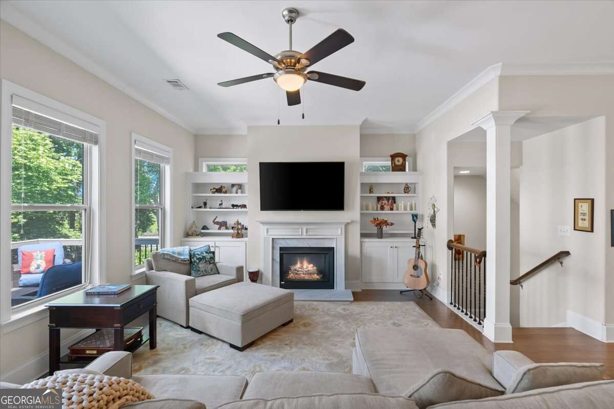 316 Coalter Way