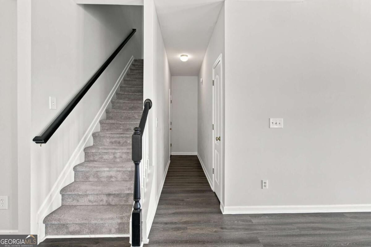 1923 Hoods Fort Circle NW # 29