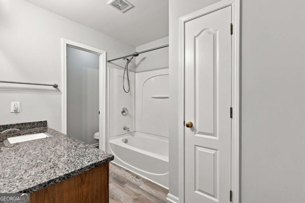 1923 Hoods Fort Circle NW # 29