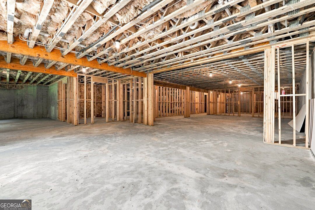 350 Lum Crowe Road