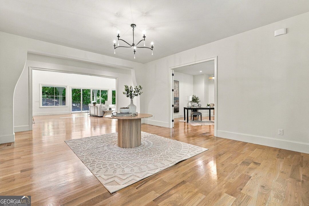 350 Lum Crowe Road