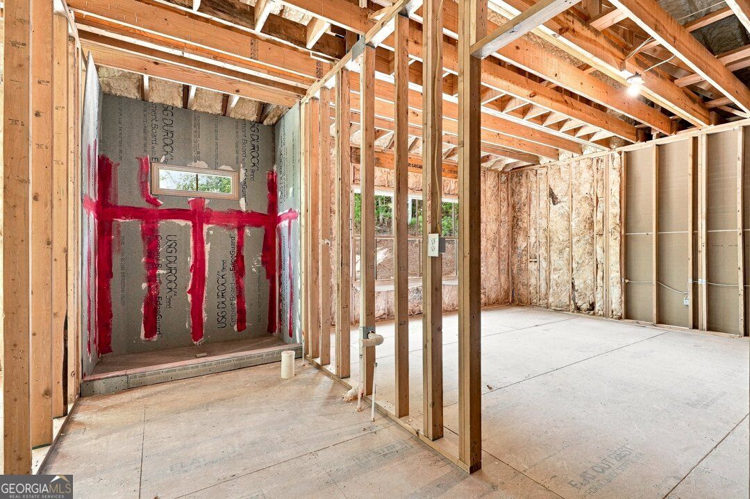 350 Lum Crowe Road