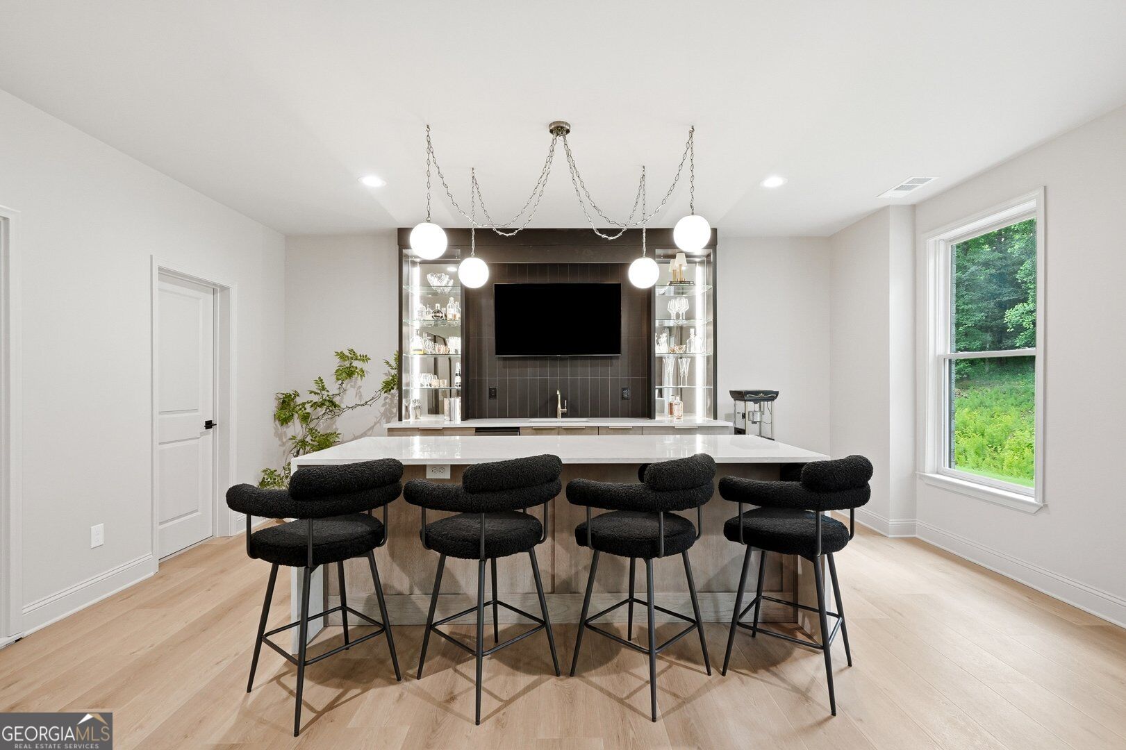 13390 Bishops Court