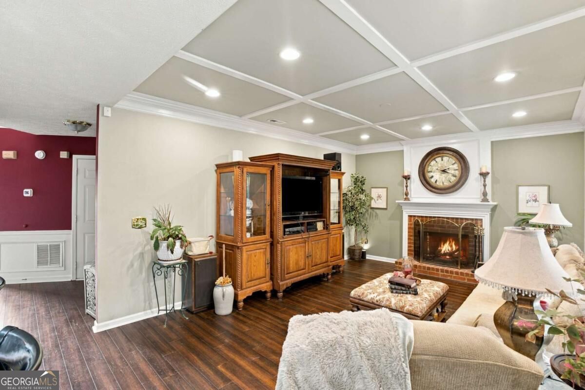 3790 Kirkwood Run NW