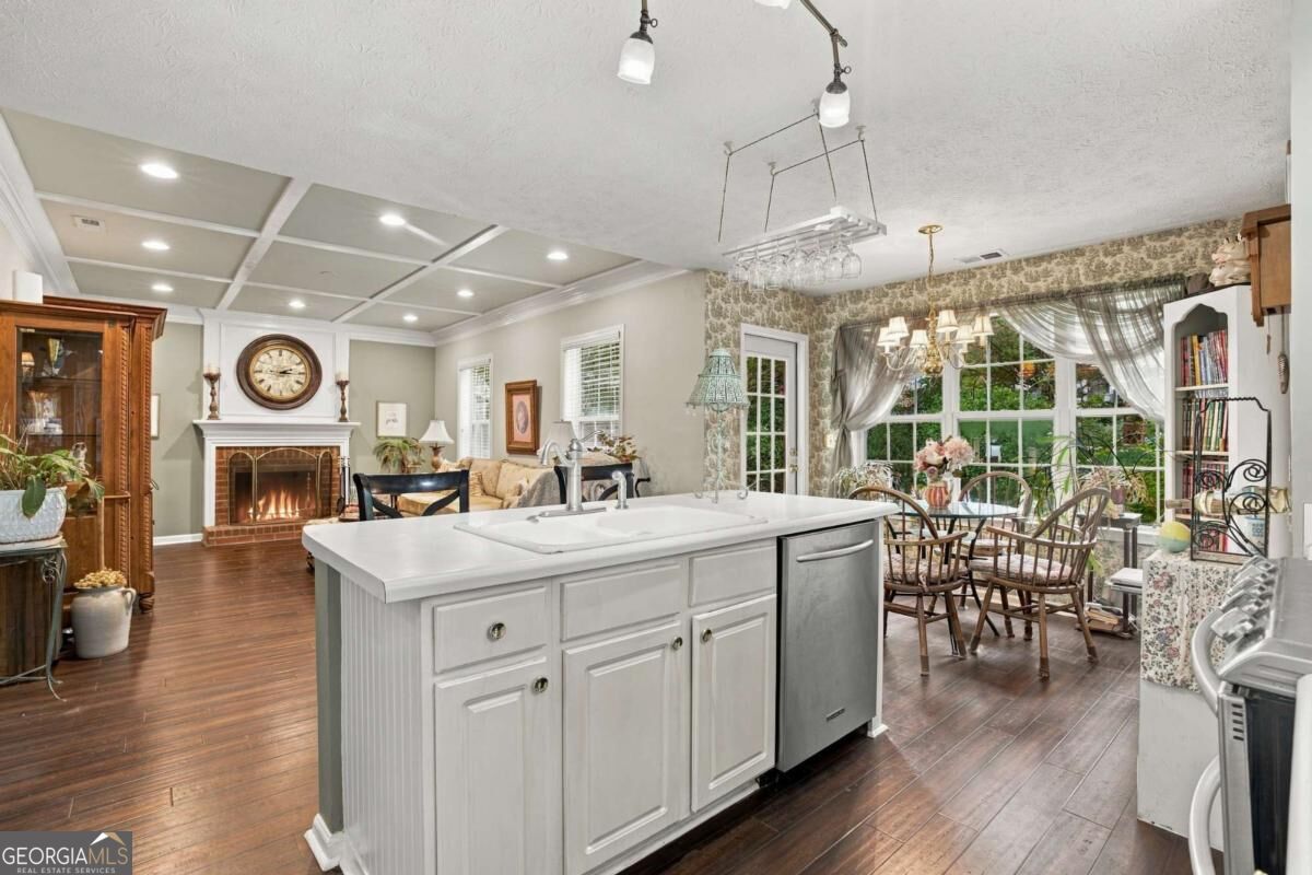 3790 Kirkwood Run NW