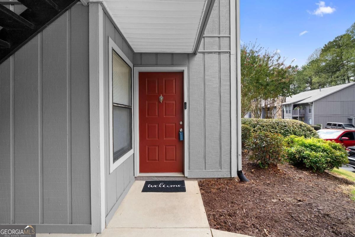 5077 Woodridge Way