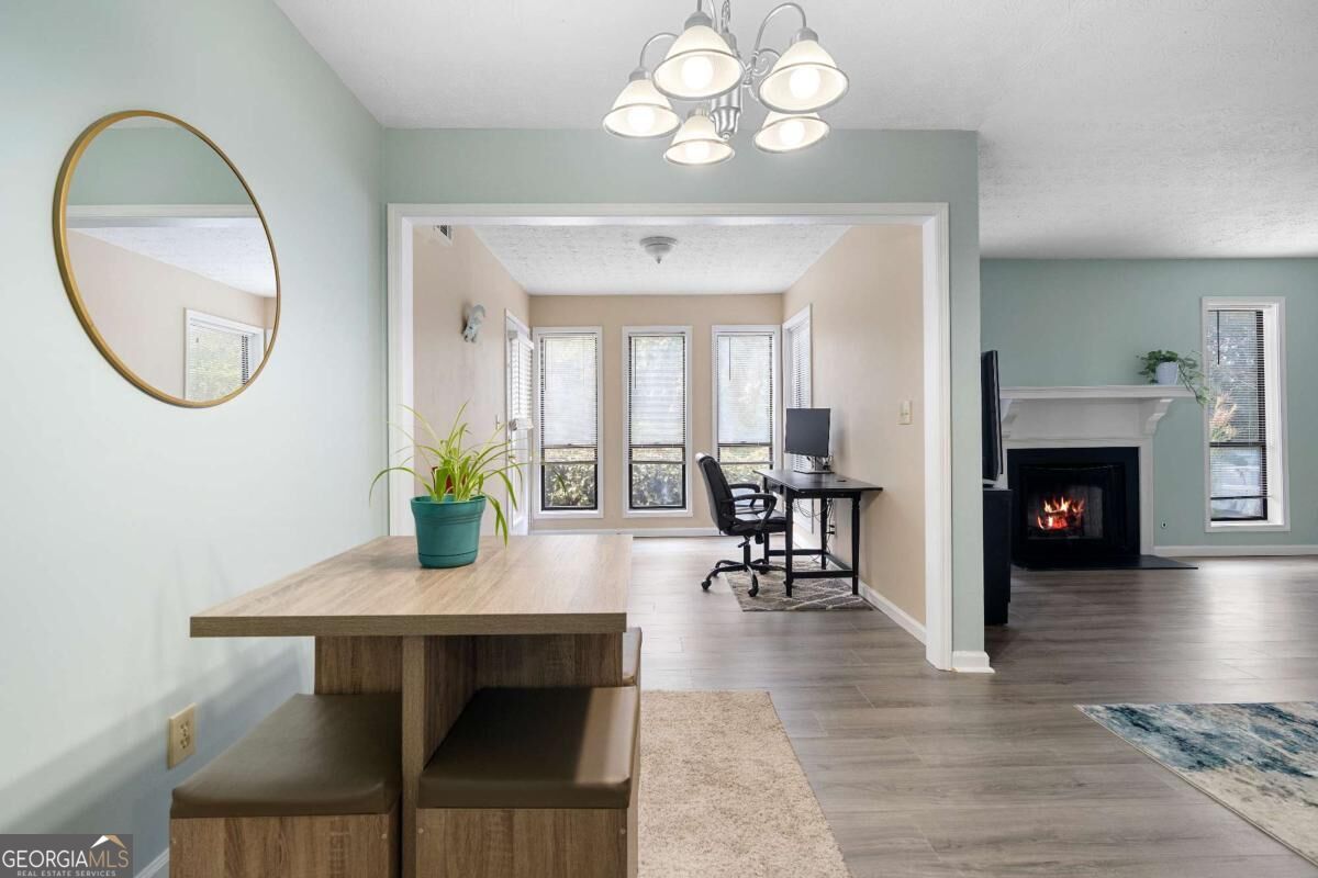 5077 Woodridge Way