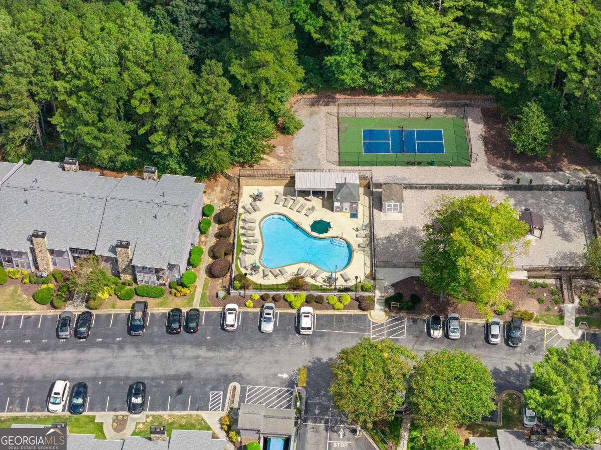 5077 Woodridge Way