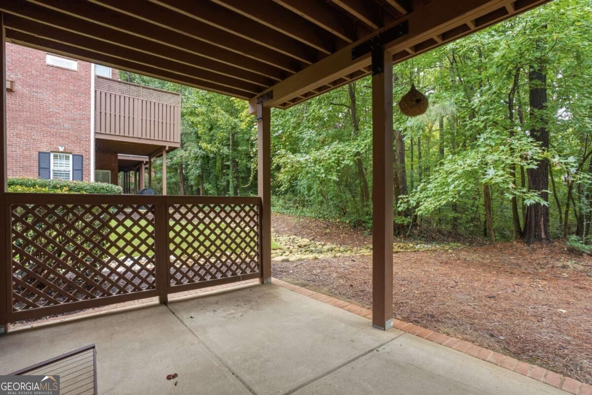 5201 Waters Edge Trail
