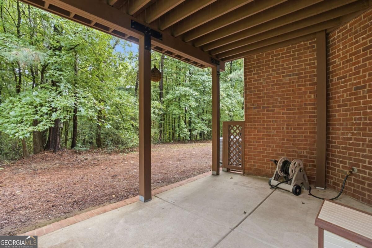 5201 Waters Edge Trail