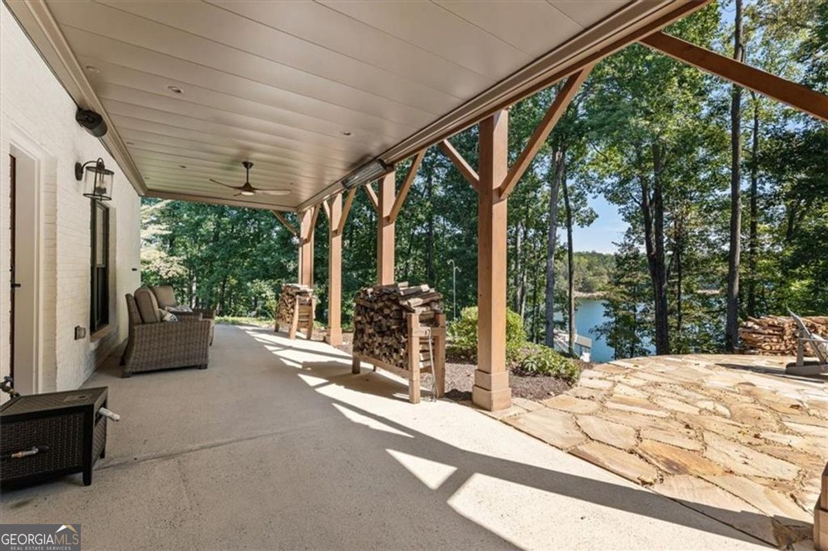 5750 Cains Cove Road