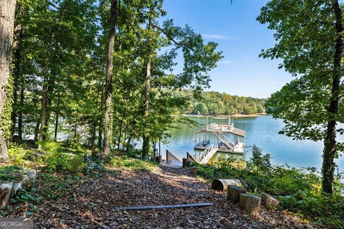 5750 Cains Cove Road
