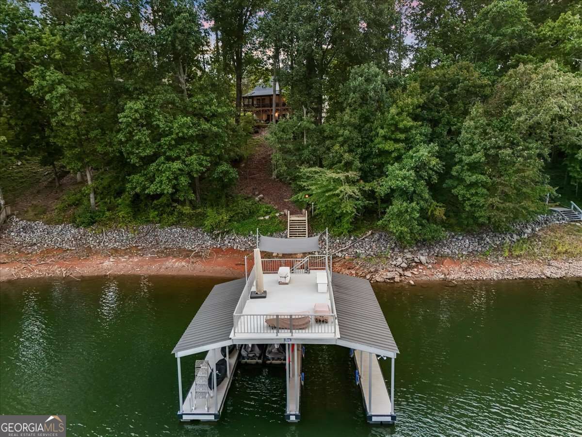 5750 Cains Cove Road