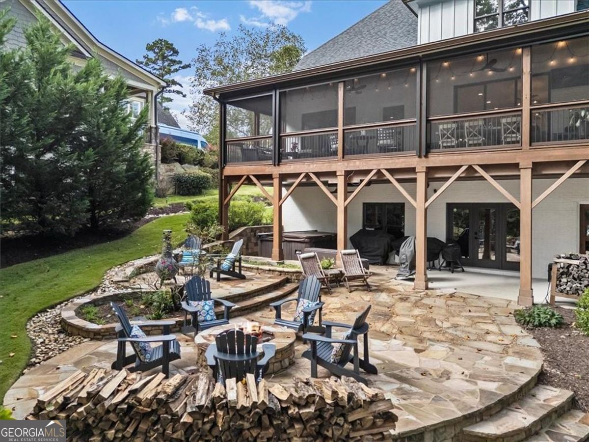 5750 Cains Cove Road