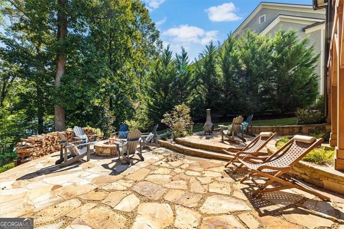 5750 Cains Cove Road