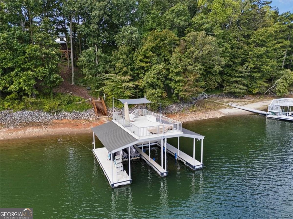 5750 Cains Cove Road