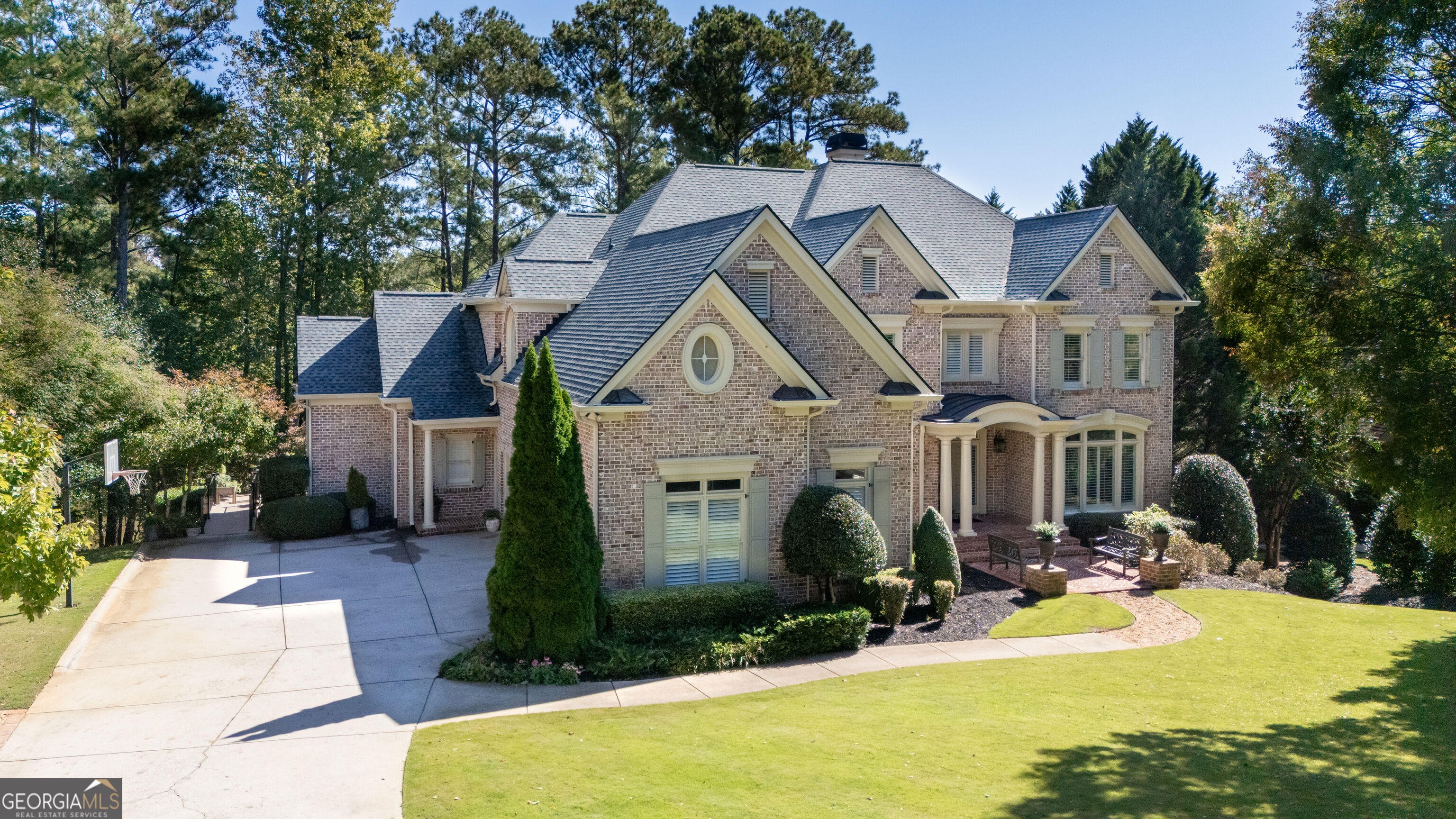 2155 Wood Falls Drive