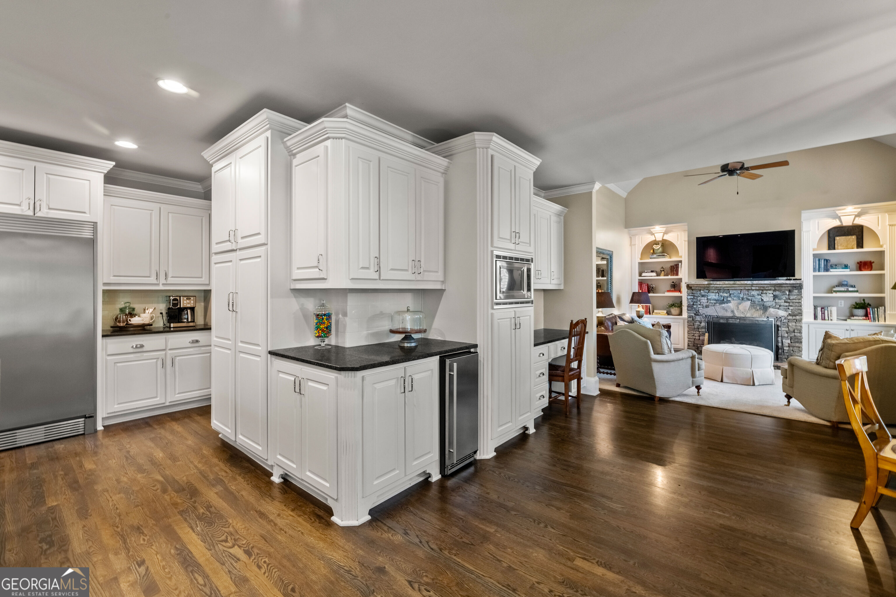 2155 Wood Falls Drive