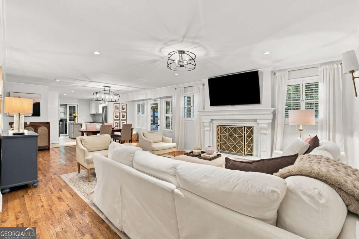 173 Laurelwood Lane