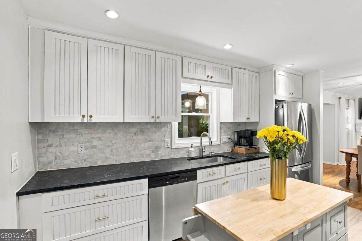 173 Laurelwood Lane