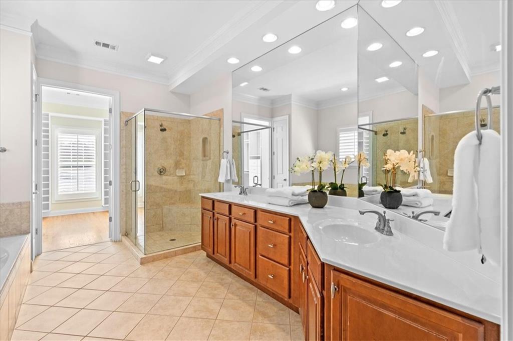 3715 Woodlawn Court