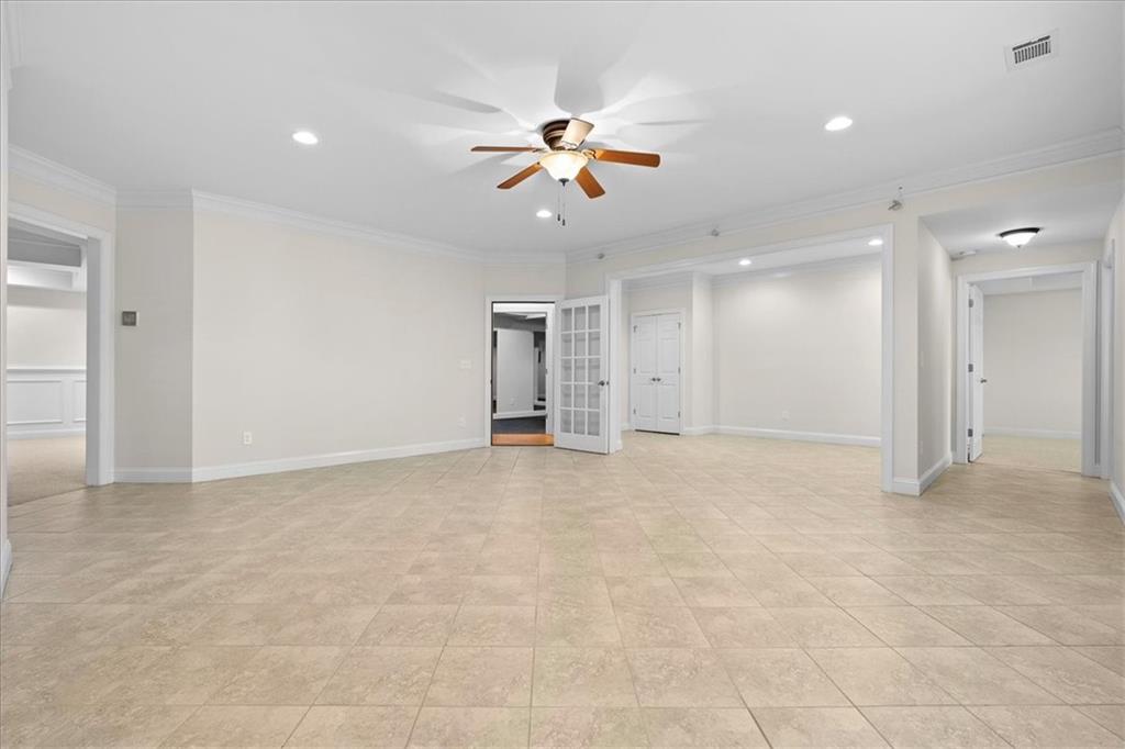 3715 Woodlawn Court