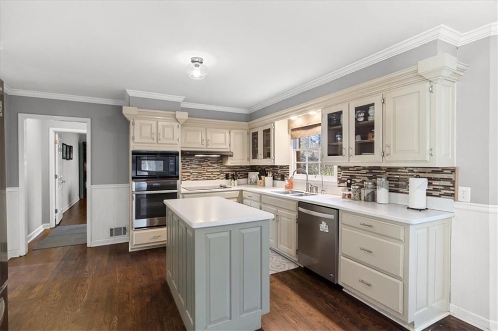4101 Flippen Trail