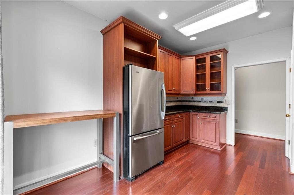 2865 Lenox Road NE Unit 107