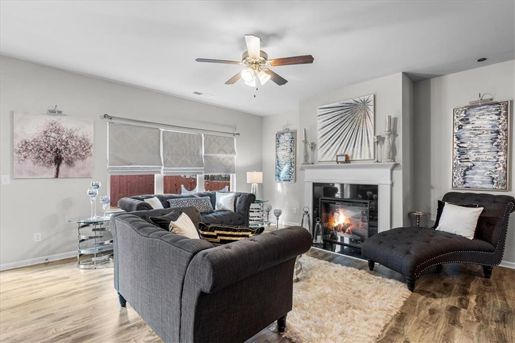 493 Jefferson Chase Street SE Unit 3302