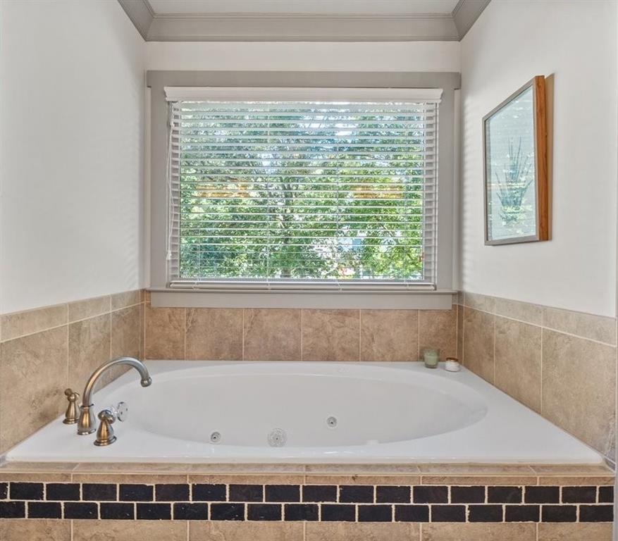 1601 Windsor Walk