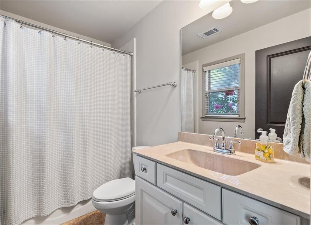 1601 Windsor Walk