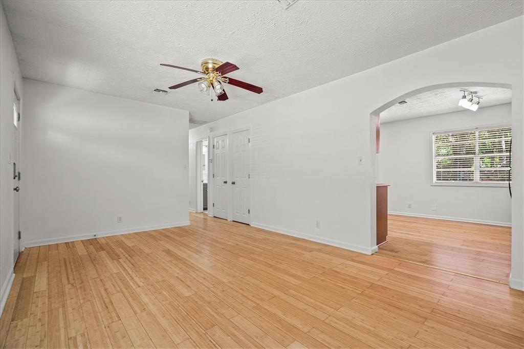 3955 Cherokee Trail