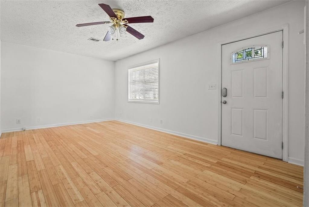 3955 Cherokee Trail
