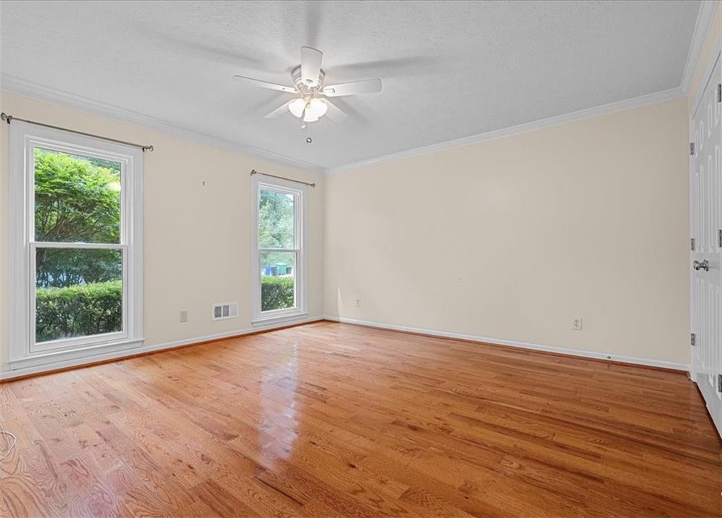 2301 Scarlett Walk
