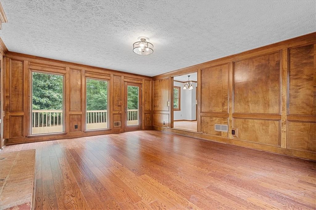 2301 Scarlett Walk
