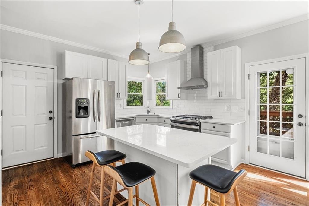 2205 Laurel Lake Drive