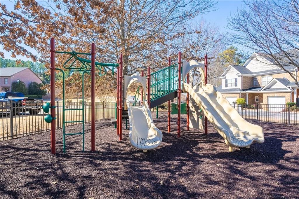 1103 Ridenour Court NW
