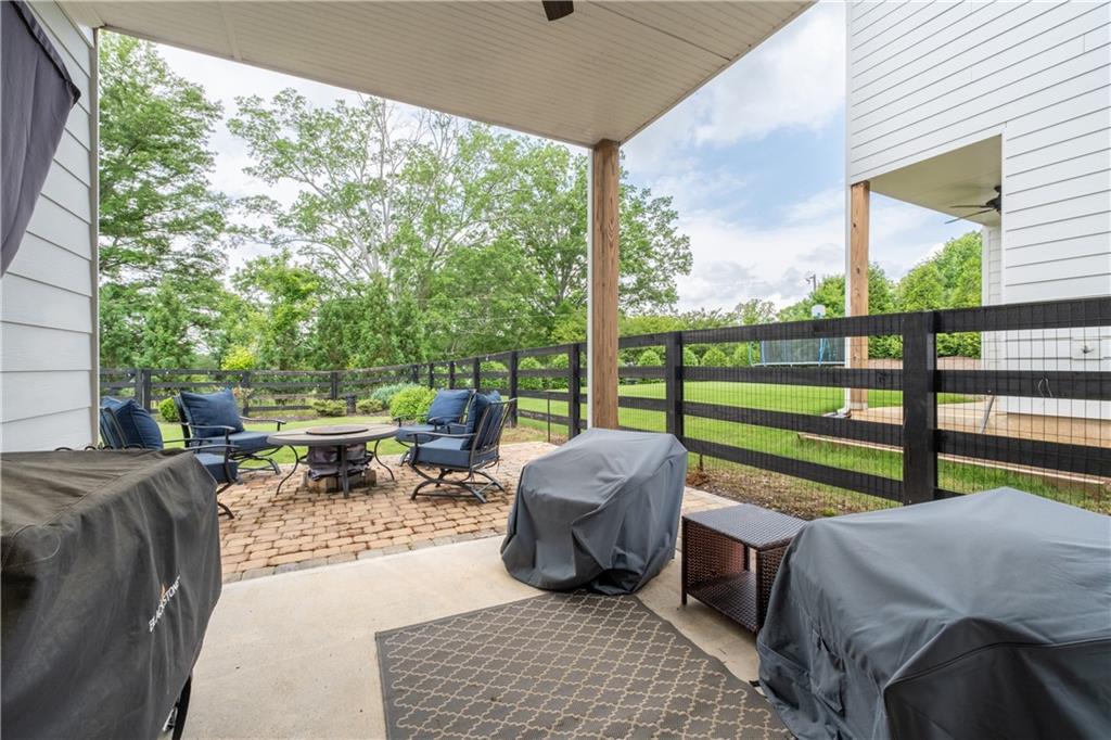 107 Crest Brooke Drive