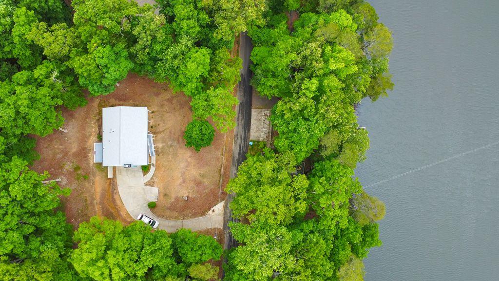 1398 Twin Mountain Lake Circle